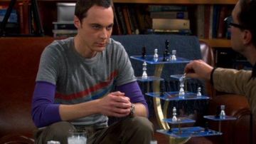 The chess game 3D, "Star Trek" in The Big Bang Theory Season Episode 1