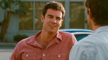The shirt J. Crew worn by Sam (Ben Lawson) in sexfriends