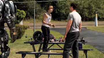 Las zapatillas SK8 Vans a cuadros de Max Kenton (Dakota Goyo) en Real Steel