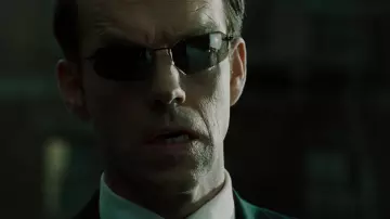 Les lunettes de soleil Blinde 4040 portées par l'Agent Smith (Hugo Weaving) dans Matrix Reloaded