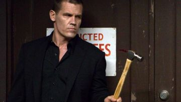 The hammer of Joe Doucett (Josh Brolin) in ' Old Boy