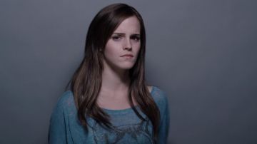 La camiseta azul con cabeza de lobo que usó Nicki (Emma Watson) en The Bling Ring