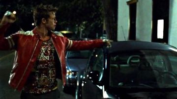 Le blouson en cuir motard de Tyler Durden (Brad Pitt) dans Fight club