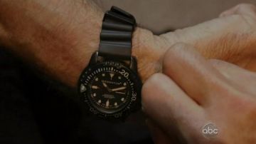 The watch-Momentum by ST. Moritz Charles Measure in V