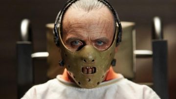 La réplica de la máscara del Dr. Hannibal Lecter (Anthony Hopkins) en El silencio de los corderos