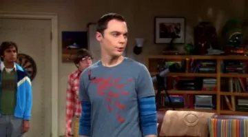 Le t-shirt "Mow-em Down" de Sheldon Cooper (Jim Parsons) dans The Big Bang Theory S02E12
