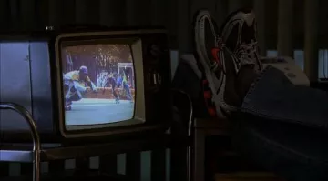 The pair of Nike Shox Swift of Hugh Laurie in Dr. House