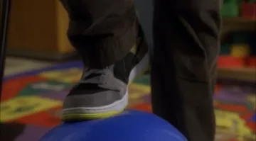 The pair of Nike Air Zoom Dunkesto Hugh Laurie in Dr. House