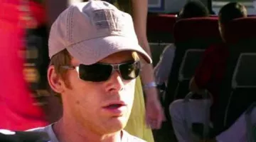 Gafas de sol Ferragamo 1098 de Dexter Morgan (Michael C. Hall) en Dexter