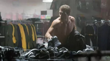 Zapatillas Nike Vandal en negro de Kyle Reese (Jai Courtney) en Terminator Genisys