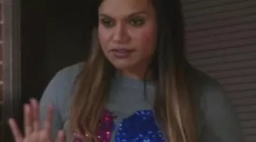 Le Sweater Markus Lupfer de Mindy dans The Mindy Project