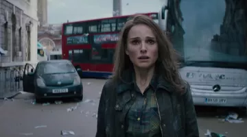 The jacket Barbour of Natalie Portman in Thor : the dark World, The