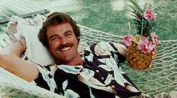 Camisa hawaiana de Thomas Magnum (Tom Selleck) en Magnum