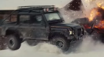 Le Land Rover Defender Big Foot dans Spectre