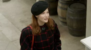 The black beret from Daisy (Cate Blanchett) in The curious case of Benjamin Button