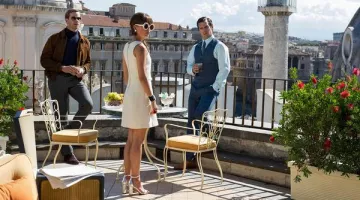 The sunglasses Gaby Teller (Alicia Vikander) in The Man from U. N. C. L. E.