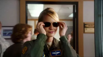 Gafas de sol Ray-Ban de Allison Ng (Emma Stone) en Aloha