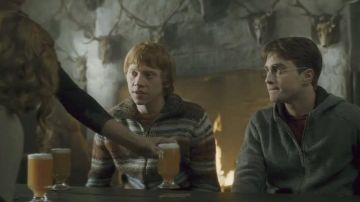 The replica of the beer to the butter served at Ron Weasley (Rupert Grint) in Harry Potter and the half-blood Prince