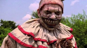 The head of Twisty The Clown (John Carroll Lynch) in American Horror Story S04E03