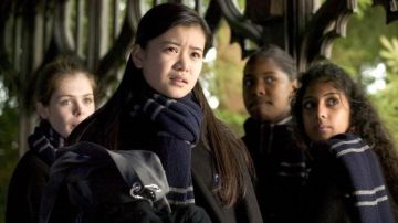 The scarf Ravenclaw Cho Chang (Katie Leung) in Harry Potter and the goblet of fire