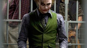 The shirt patterns of the Joker (Heath Ledger) in Batman The Dark Knight