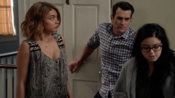 Top of Haley Dunphy (Sarah Hyland) in Modern Family