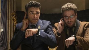 Eyeglasses Ray-Ban Clubmaster Aaron Rapaport (Seth Rogen) in The Interview that kills