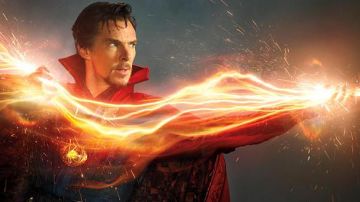 The costume of Dr. Stephen Strange (Benedict Cumberbatch) in Doctor Strange