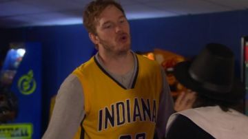Jersey, "Indiana Pacers" carried by Andy Dwyer in Parks and Recreation