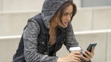 Jean jacket/knit hoody black/anthracite Elizabeth Keen (Megane Boone) on the Blacklist