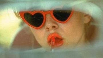 The lollipop in the shape of the heart of Dolores Haze (Sue Lyon) in Lolita