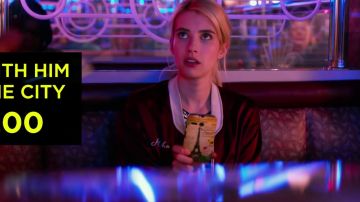 The hull of smartphone Eiffel Tower of Emma Roberts in Nerve
