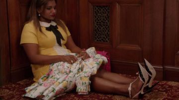 Les escarpins rose et noir de Mindy Lahiri (Mindy Kaling) dans The Mindy Project