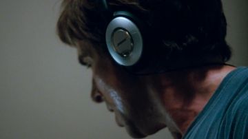 The headphones Bose Michael Burry (Christian Bale) in ' The Big Short