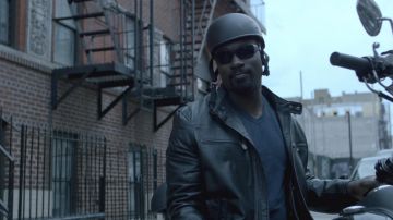 Luke Cage (played by Mike Colter) outfits on Marvel's Jessica Jones