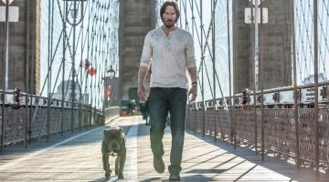 The t-shirt Henley John Wick (Keanu Reeves) in John Wick : Chapter 2