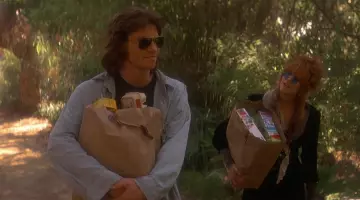 Les lunettes de soleil Ray-Ban "shooter" de Jim Morrison (Val Kilmer) dans le film The Doors