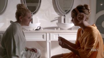 Barniz Christian Louboutin #3 de Chanel (Billie Lourd) en Scream Queens