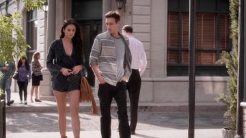 The bag Zara of Emily Fields (Shay Mitchell) in Pretty Little Liars