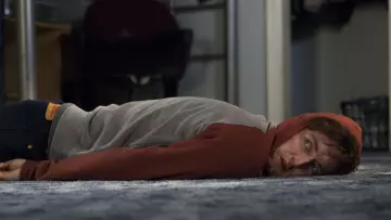 Le sweat-shirt de Richard Hendricks (Tho­mas Midd­le­ditch) dans Silicon Valley S03E01