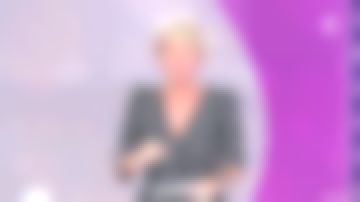 The black dress printed Sophie Davant in It is the program of the 23/01/2018