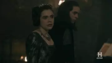 Necklace worn by Queen Judith (Jennie Jacques) in Vikings 5x09