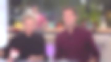 La camisa negra estampada por Anne-Elisabeth Lemoine en C à vous del 07/12/2017