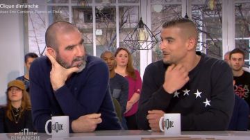 Le sweat à étoiles en cercles brodées de Sophiane dans Clique Dimanche du 21/01/2018 (en gris)