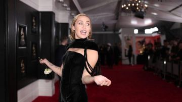 The combination of Jean Paul Gaultier by Miley Cyrus on the red carpet of the Grammy Awards 2018