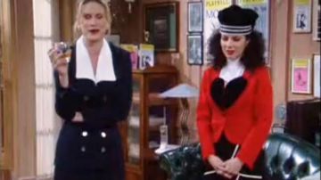 La chaqueta Coeur Vivienne Westwood de Fran Fine (Fran Drescher) en Una niñera del infierno