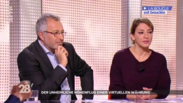 The wool Sweater bordeaux melange of Nadia Daam in 28 minutes of the 12/12/2017