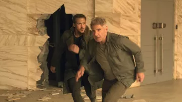 Waxed Trenchcoat worn by Officer K (Ryan Gosling) as seen in Blade Runner: 2049