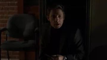 Unites States Passport of Lester Nygaard (Martin Freeman) as seen in Fargo TV show (Season 1 Episode 10)