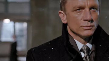 Kazan Cravate portée par James Bond (Daniel Craig dans Quantum of Solace